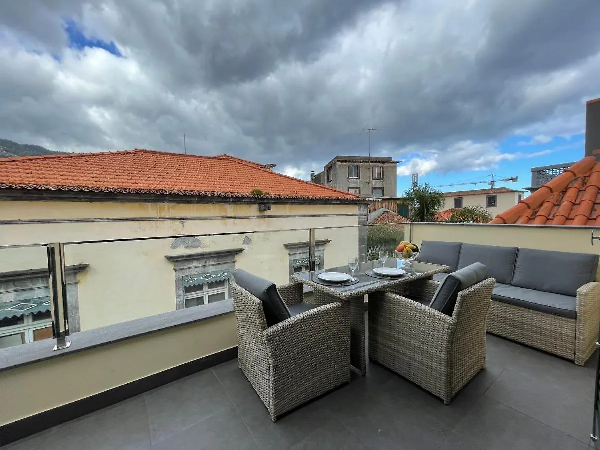 Living Funchal Apartments